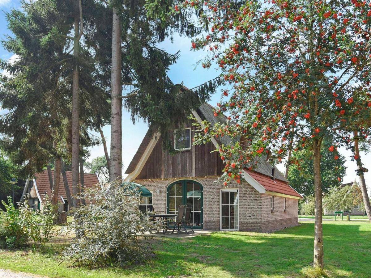 Hotel Landal Landgoed De Hellendoornse Berg Haarle Exterior foto